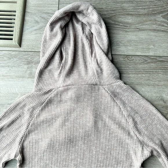 Gymshark Slounge Taupe  Cropped Hoodie - Picture 13 of 15